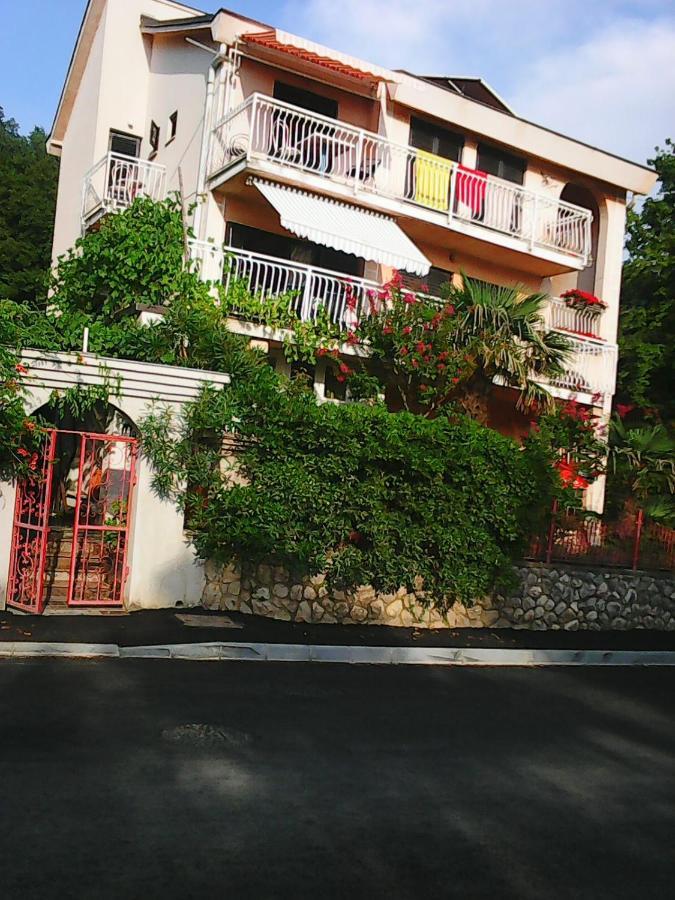 Villa Maja Омишаль Экстерьер фото